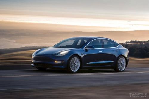 入門級特斯拉Model 3在美國上市 售價為35,000美元