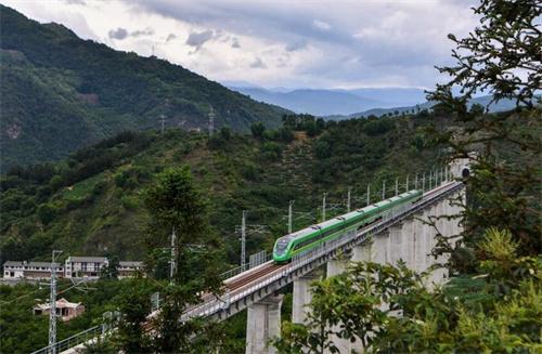 云南保山地震后，大瑞鐵路大保段已經(jīng)安全恢復(fù)運行