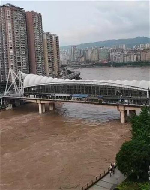 四川強降雨致巴中達州避險轉(zhuǎn)移，關(guān)注轉(zhuǎn)移群眾安全