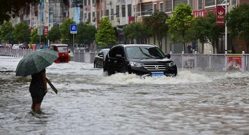 河南信陽光山縣狂風(fēng)暴雨致多人死亡消息全是假的！